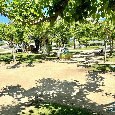 Apartbeach Juncos Residencial Piscinas Y Petanca Appartement