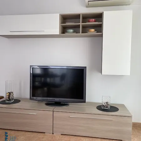 Apartbeach Juncos Residencial Piscinas Y Petanca