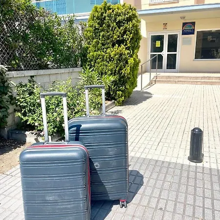 Apartbeach Juncos Residencial Piscinas Y Petanca Appartement La Pineda