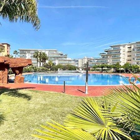 Apartbeach Juncos Residencial Piscinas Y Petanca