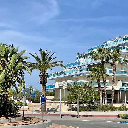 Apartbeach Juncos Residencial Piscinas Y Petanca