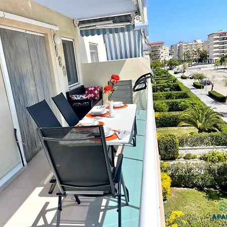 Apartbeach Juncos Residencial Piscinas Y Petanca