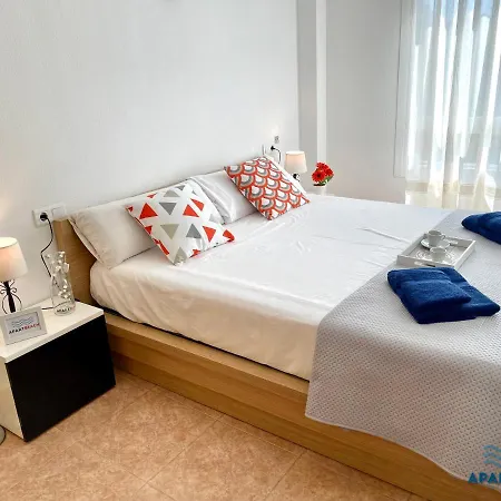 Apartbeach Juncos Residencial Piscinas Y Petanca Apartment La Pineda